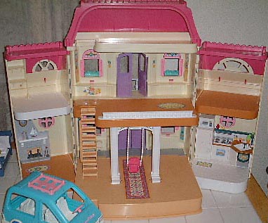 1997 fisher price dollhouse
